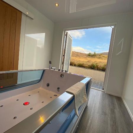 Highland Stays - Ben View Room & Jacuzzi Bath 威廉堡 外观 照片