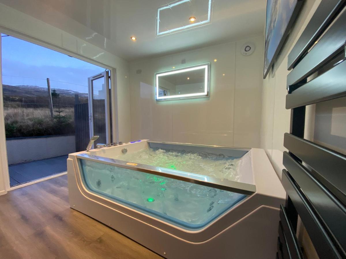 Highland Stays - Ben View Room & Jacuzzi Bath 威廉堡 外观 照片