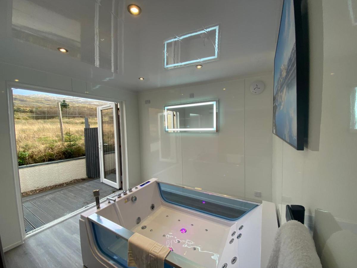 Highland Stays - Ben View Room & Jacuzzi Bath 威廉堡 外观 照片